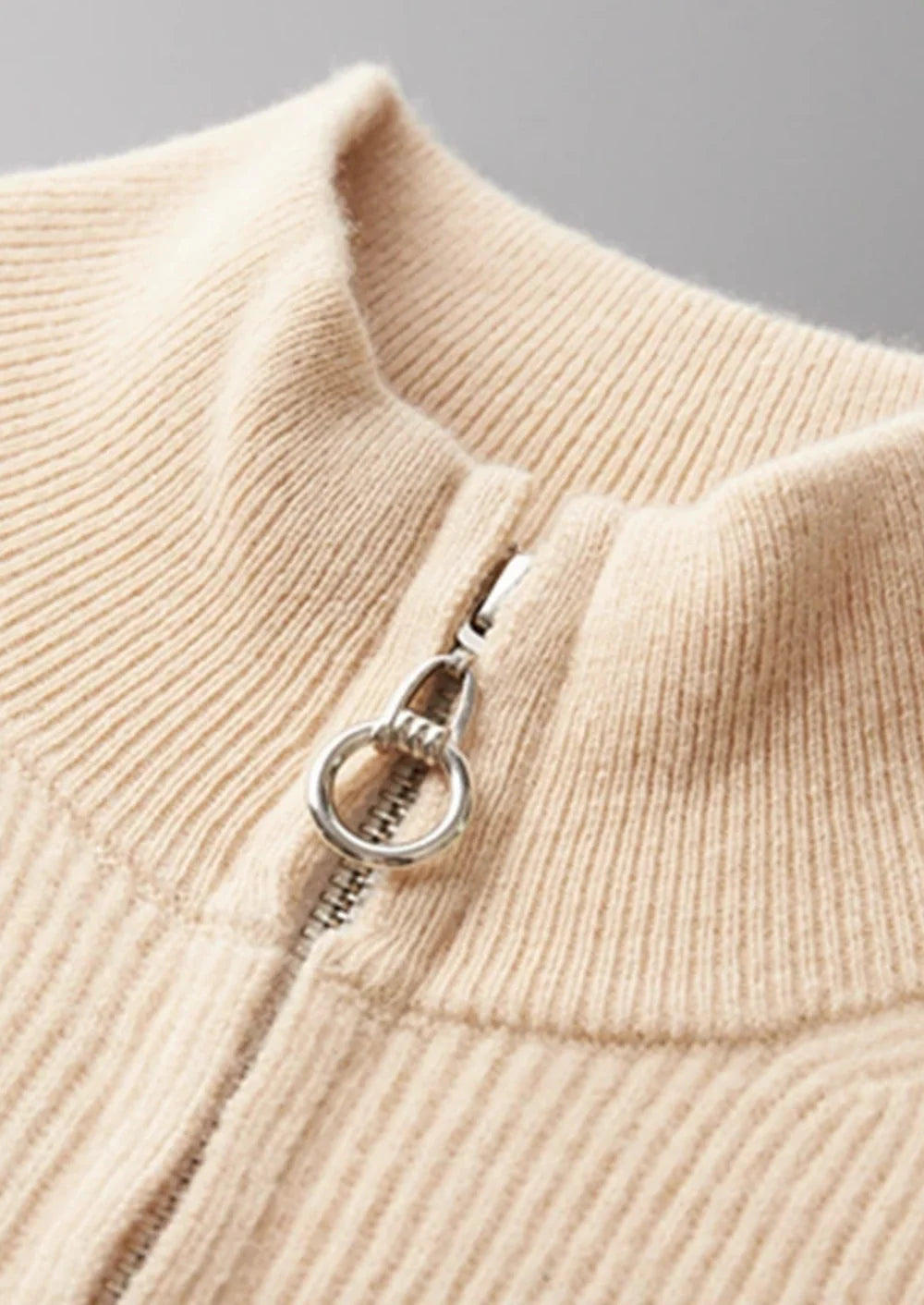 RIVOLI 100% CASHMERE ZIP VEST