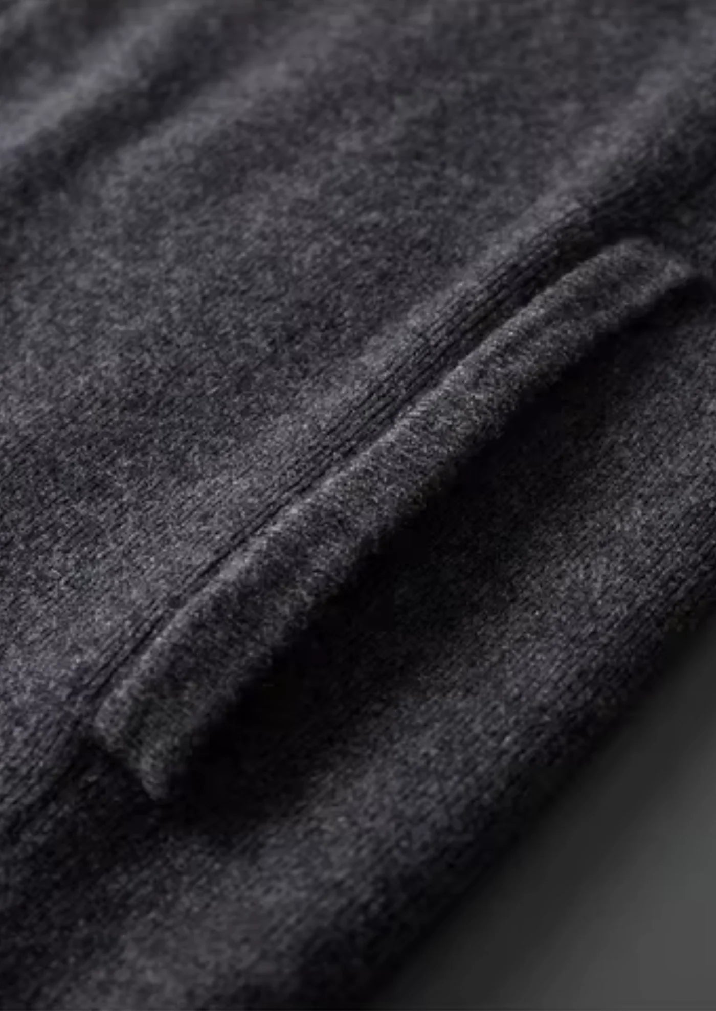 LOUVRE WOOL CARDIGAN