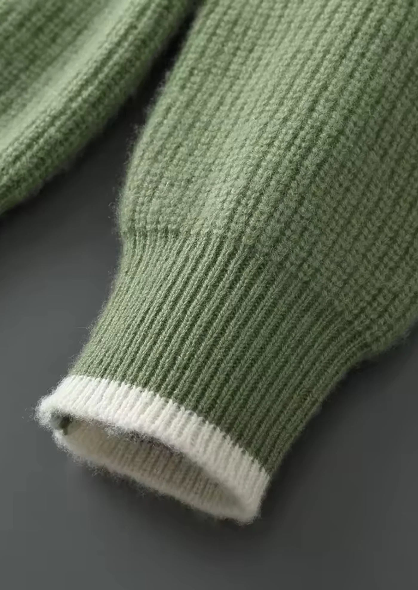 COMO WOOL CREWNECK