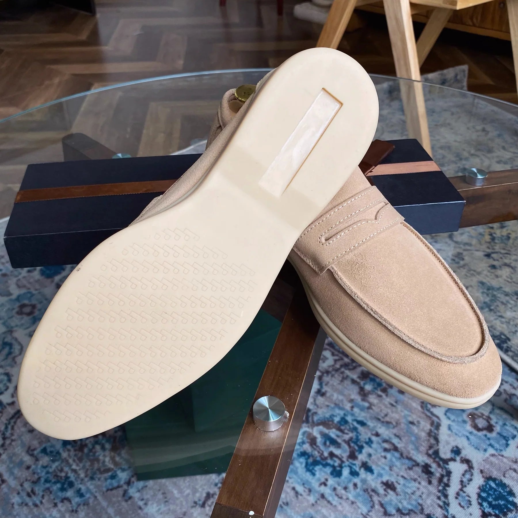 NOIRÉ SUEDE LOAFER