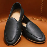 Black / 38