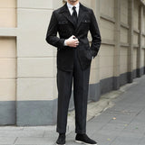 Black / M
